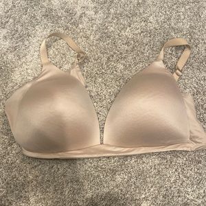 Aeri 38DD bra.